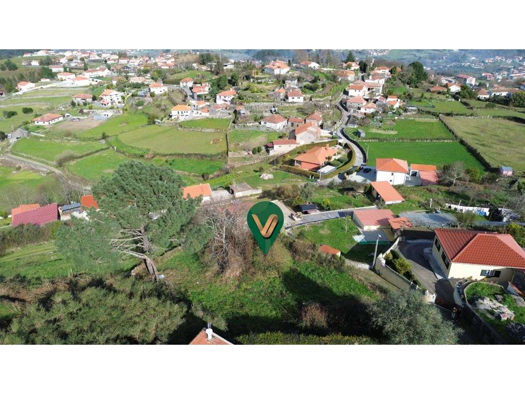 Terreno para Construção 1.100 m² com Vista Campo | Paredes de Coura - Grande imagem: 5/7