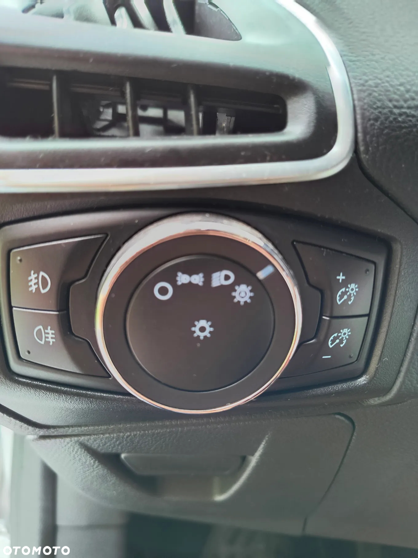 Ford Focus 2.0 TDCi Titanium - 25