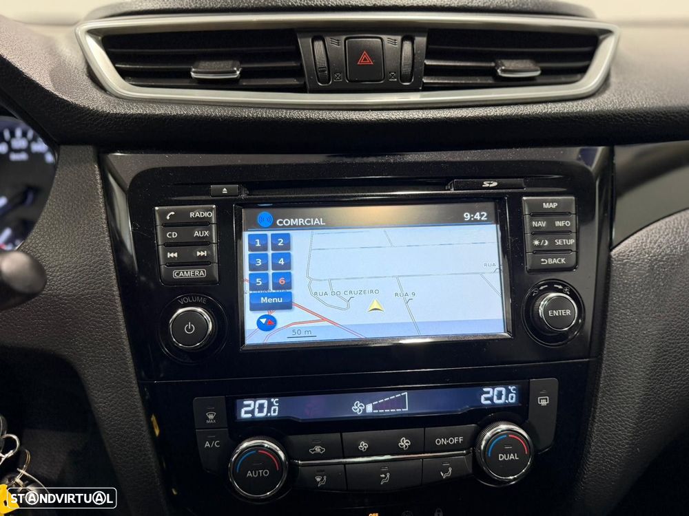 Nissan Qashqai 1.5 dCi N-Connecta - 9