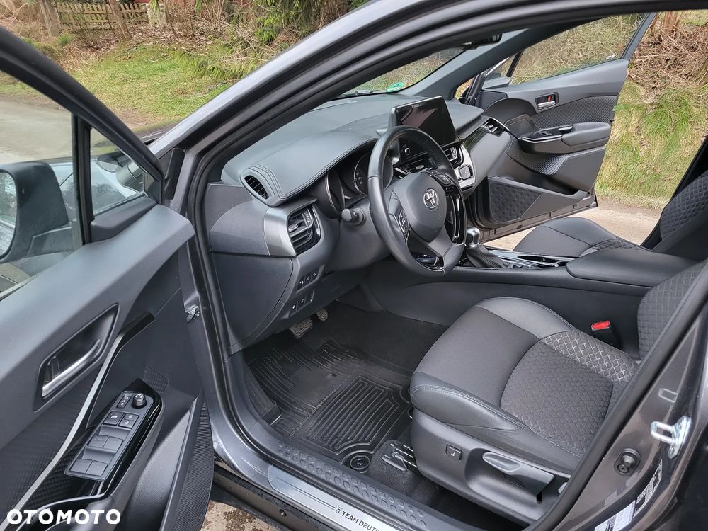 Toyota C-HR 2.0 Team Deutschland - 11