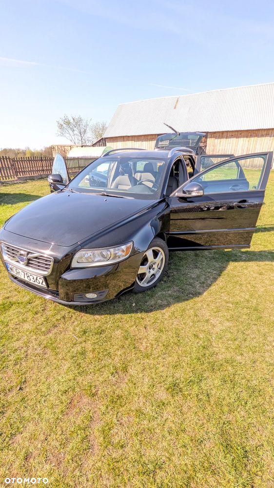 Volvo V50 D3 - 16