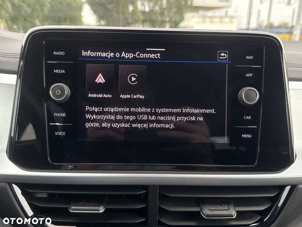 Volkswagen T-Roc 1.5 TSI Life Plus DSG - 26
