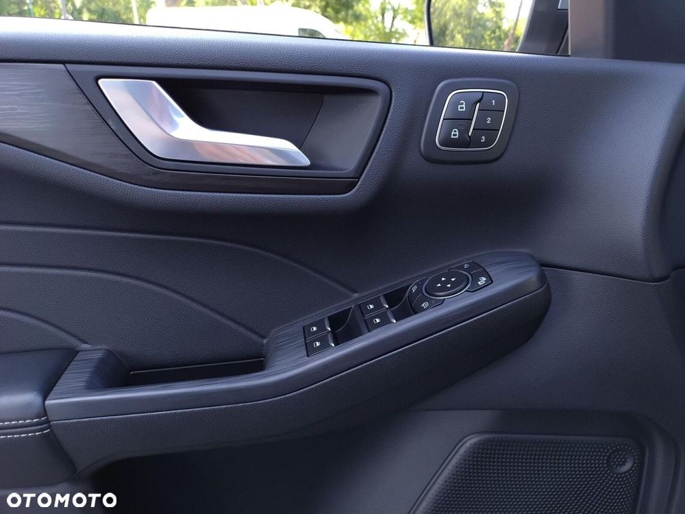 Ford Kuga 2.5 Duratec PHEV VIGNALE - 29