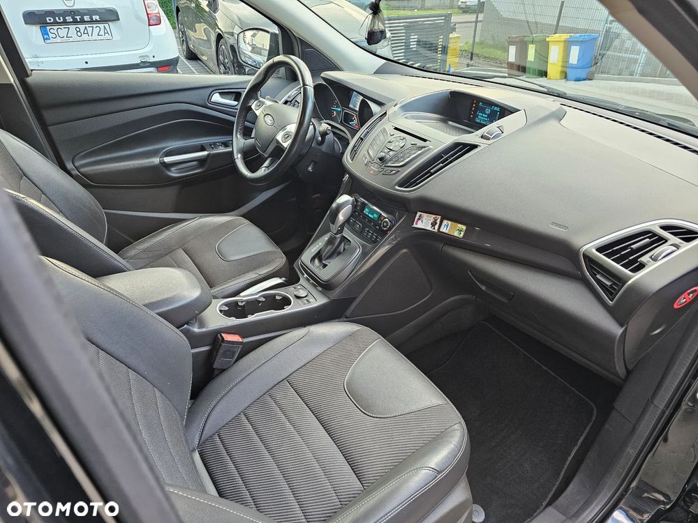 Ford Kuga 2.0 TDCi AWD Titanium - 23
