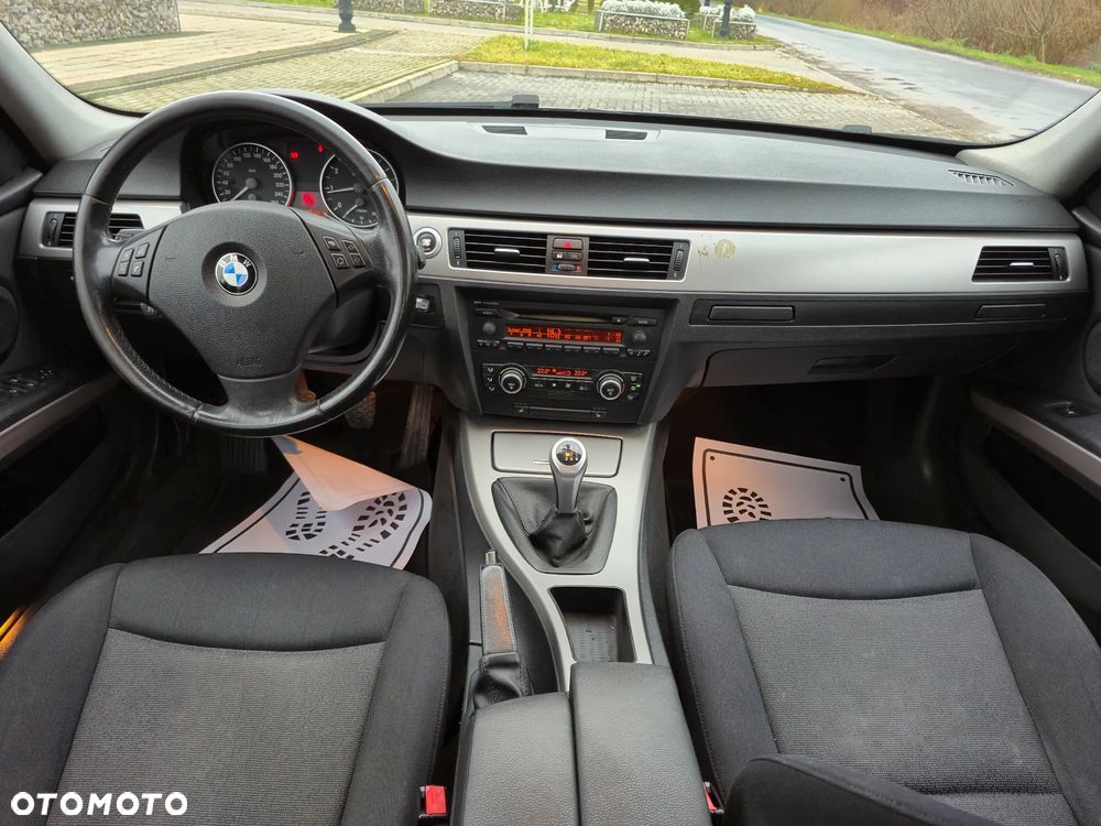 BMW Seria 3 - 11