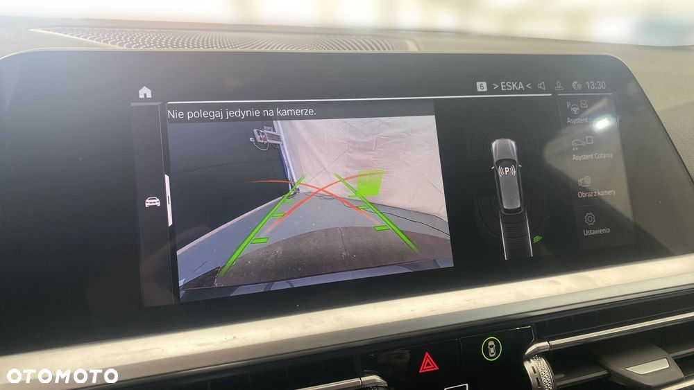 BMW Seria 3 318i - 21