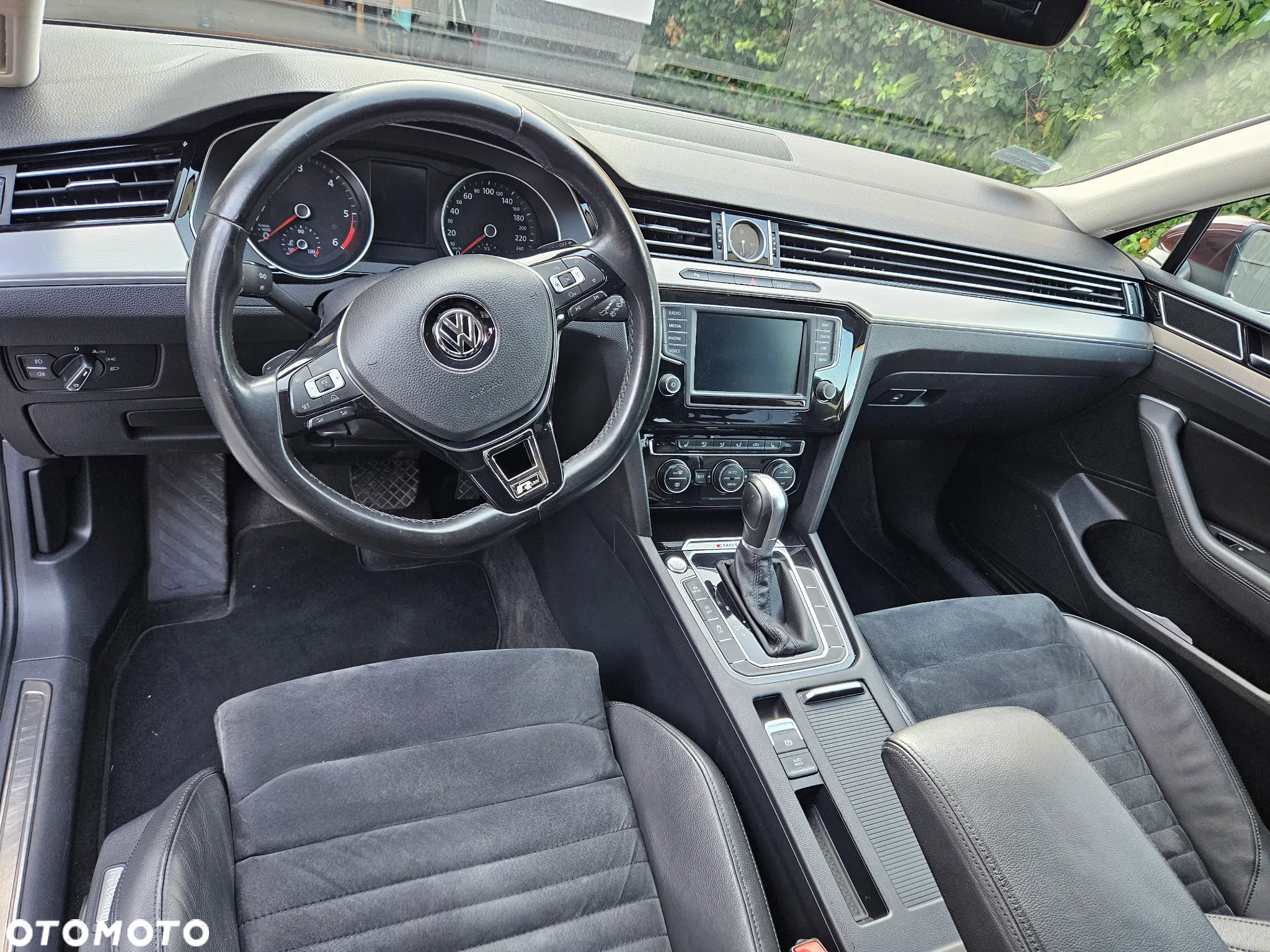 Volkswagen Passat 2.0 TDI BMT 4Mot Highline DSG - 3