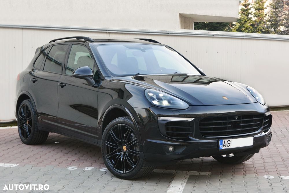 Porsche Cayenne Platinum Edition - 3