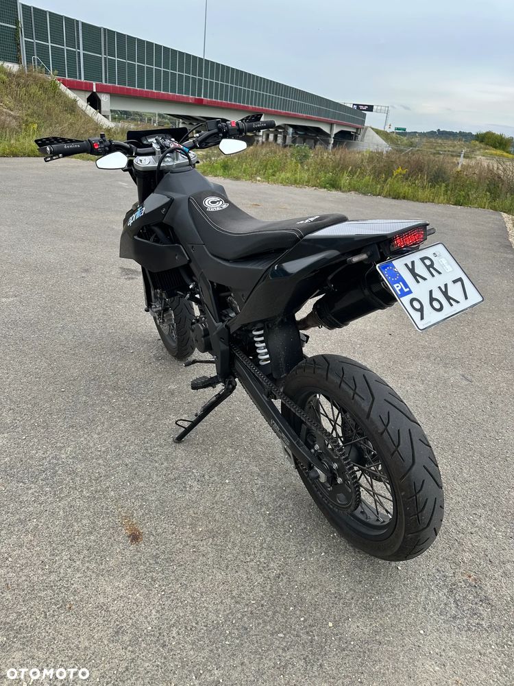 Aprilia SX - 12