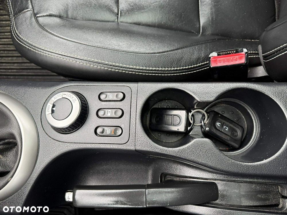 Nissan Qashqai 1.6 DCi ALL-MODE 4x4i TEKNA+ - 25