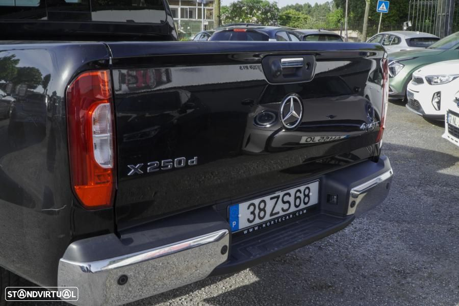 Mercedes-Benz X 250 - 10