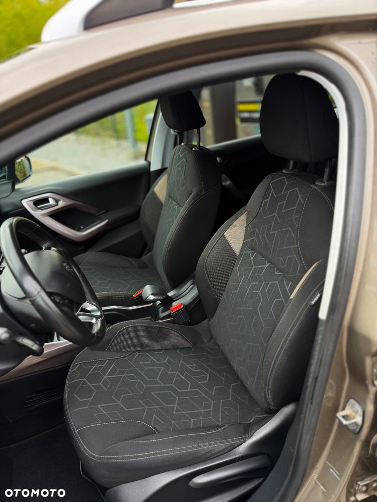 Peugeot 2008 1.2 Pure Tech Access - 17