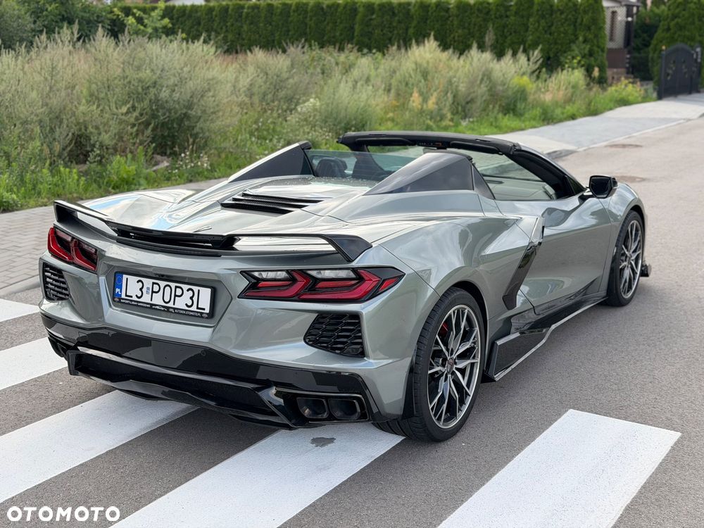 Chevrolet Corvette - 10