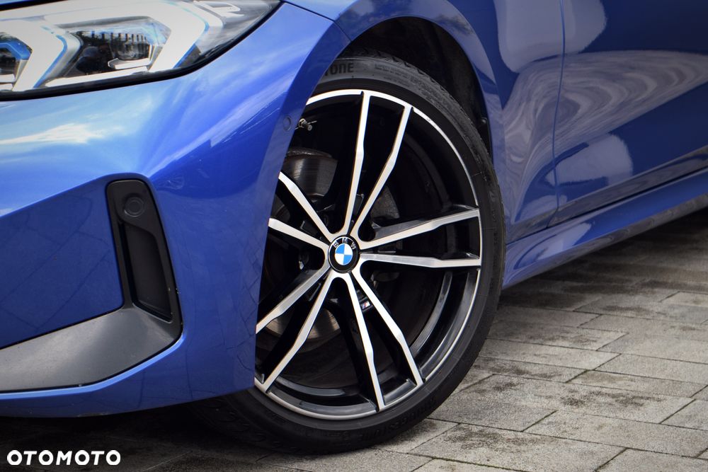 BMW Seria 3 320d xDrive M Sport sport - 6