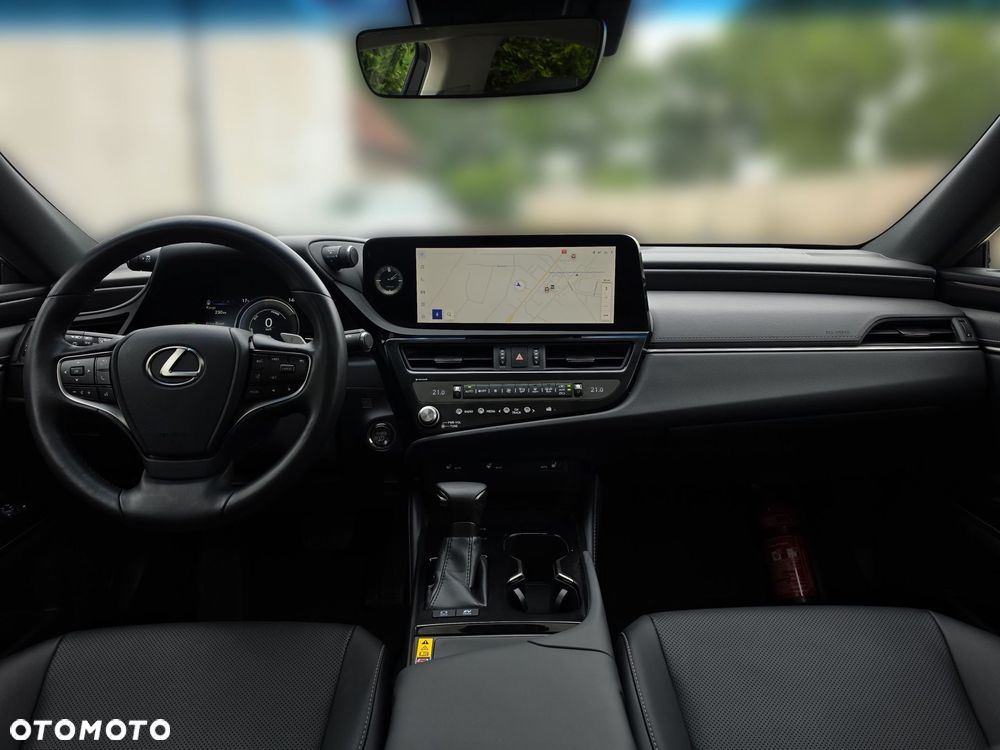 Lexus ES 300h Business Edition - 10