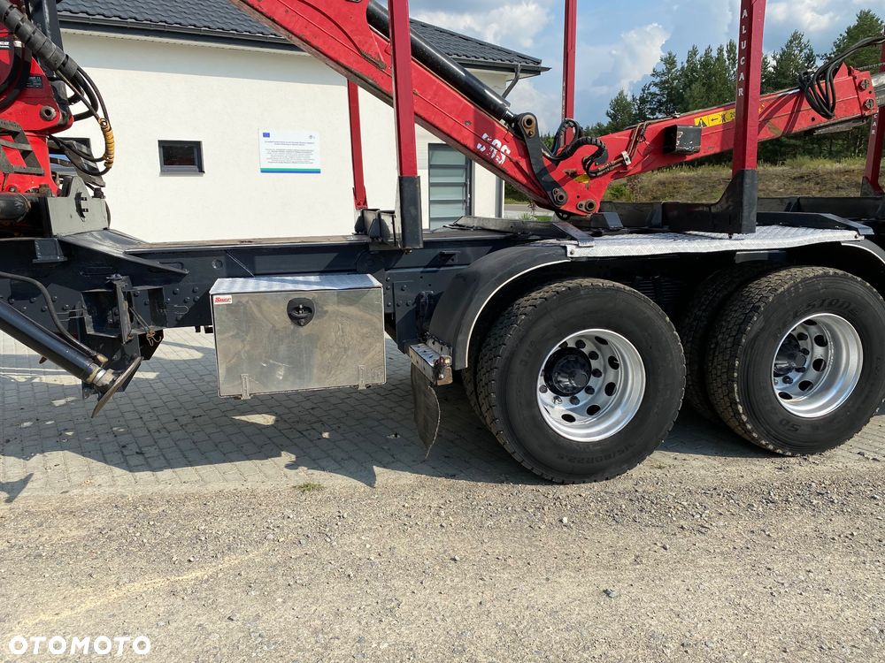 Scania R520 do drzewa lasu - 11