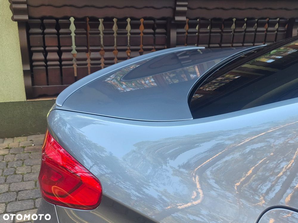 BMW Seria 5 520d xDrive M Sport sport - 4