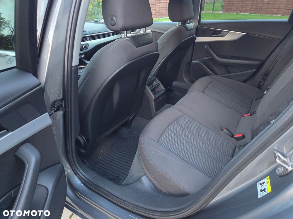 Audi A4 Avant - 13