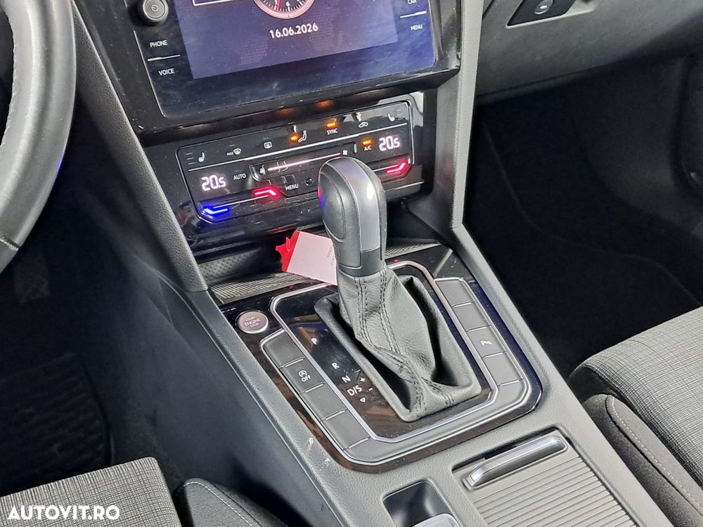 VOLKSWAGEN Passat 2022 — imagine 22