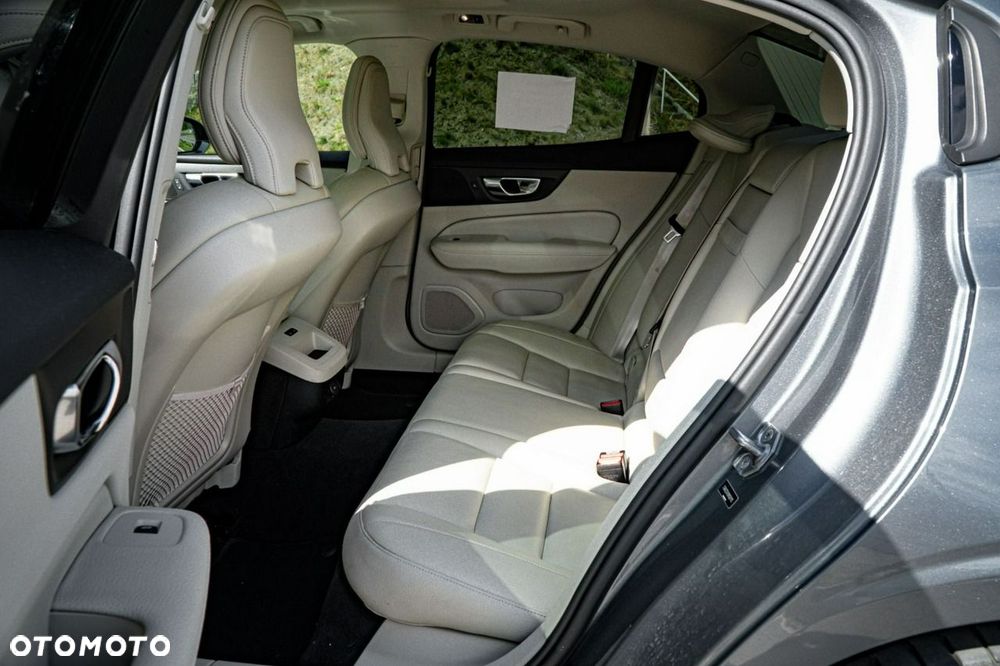 Volvo S60 - 30