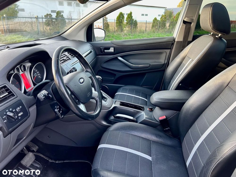Ford Kuga 2.0 TDCi 4WD Titanium - 10