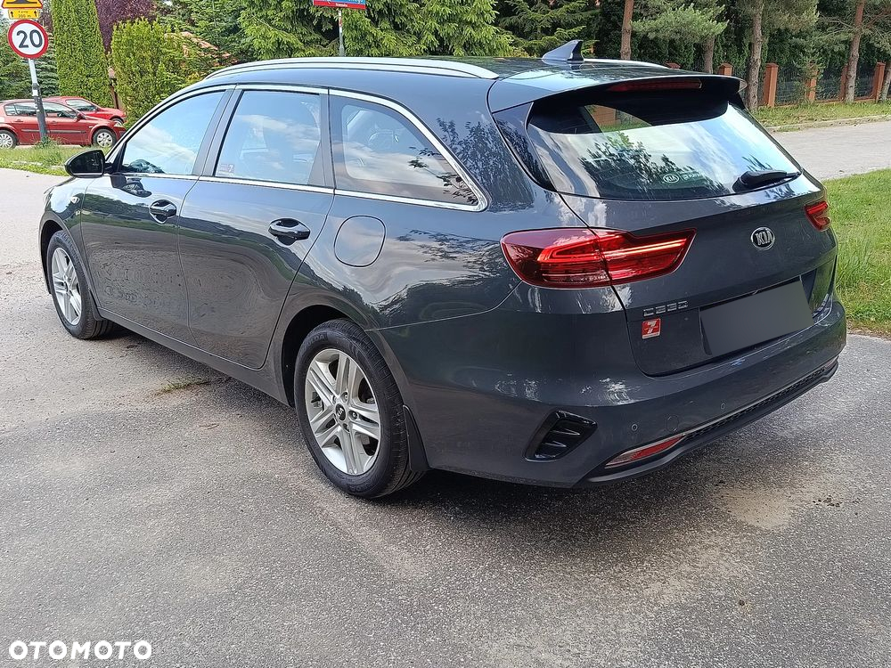 Kia Ceed 1.6 CRDi SCR L Business Line - 6