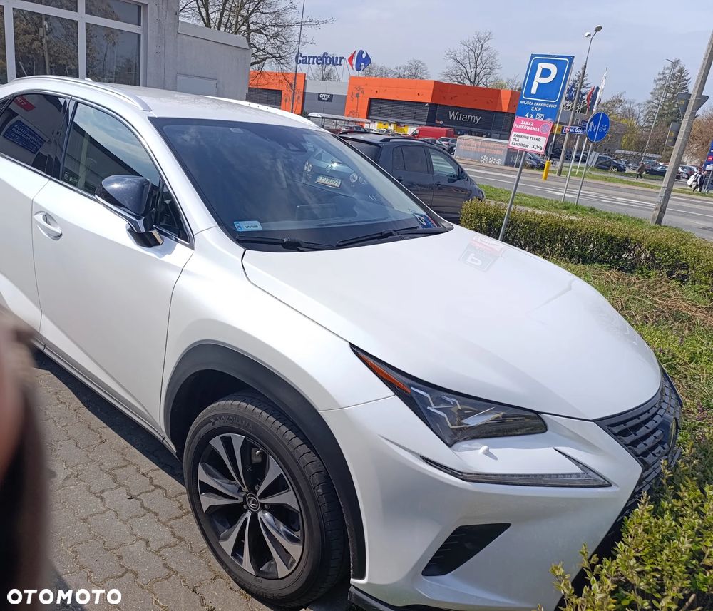Lexus NX 300 F Impression AWD - 2