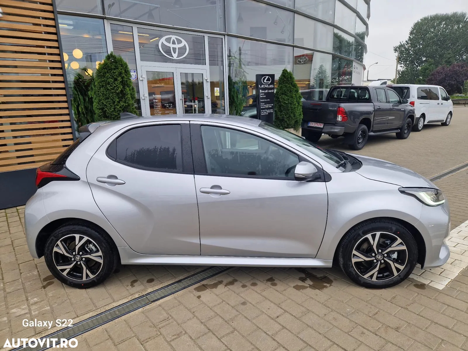 Toyota Yaris - 8