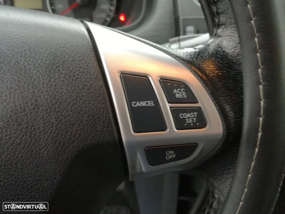 Mitsubishi Colt - 21