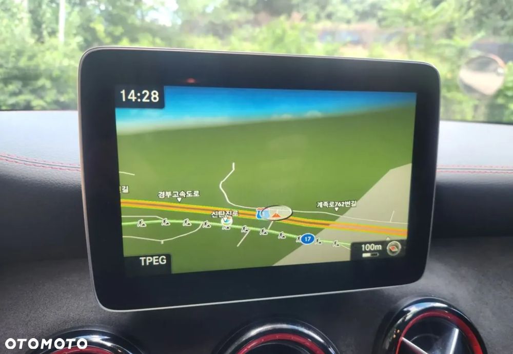 Mercedes-Benz CLA AMG 45 4Matic 7G-DCT - 12