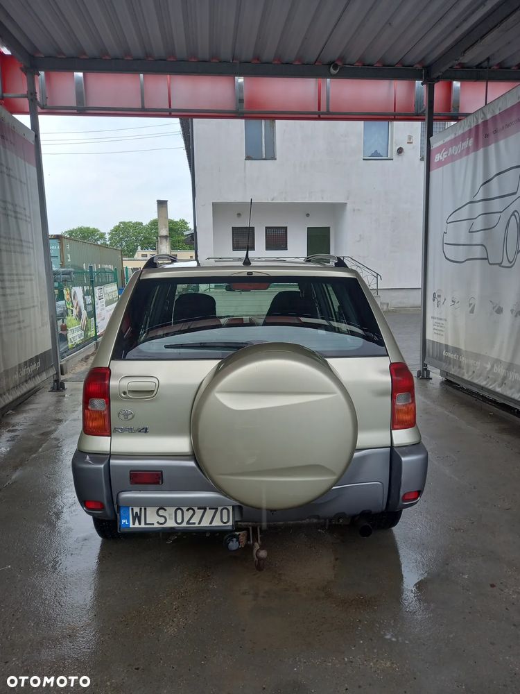 Toyota RAV4 2.0 D-4D 4x4 - 7