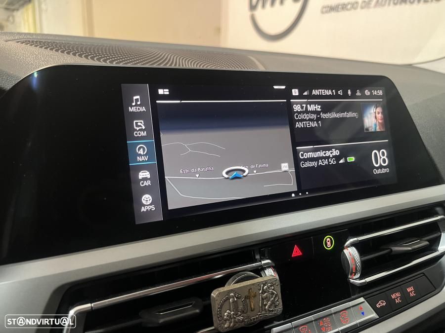 BMW 330 e Touring Corporate Edition Auto - 15