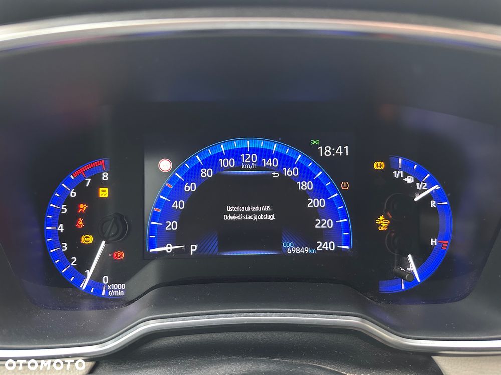 Toyota Corolla 1.6 Executive MS - 8