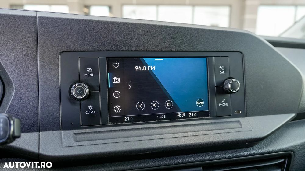 Volkswagen Caddy - 10