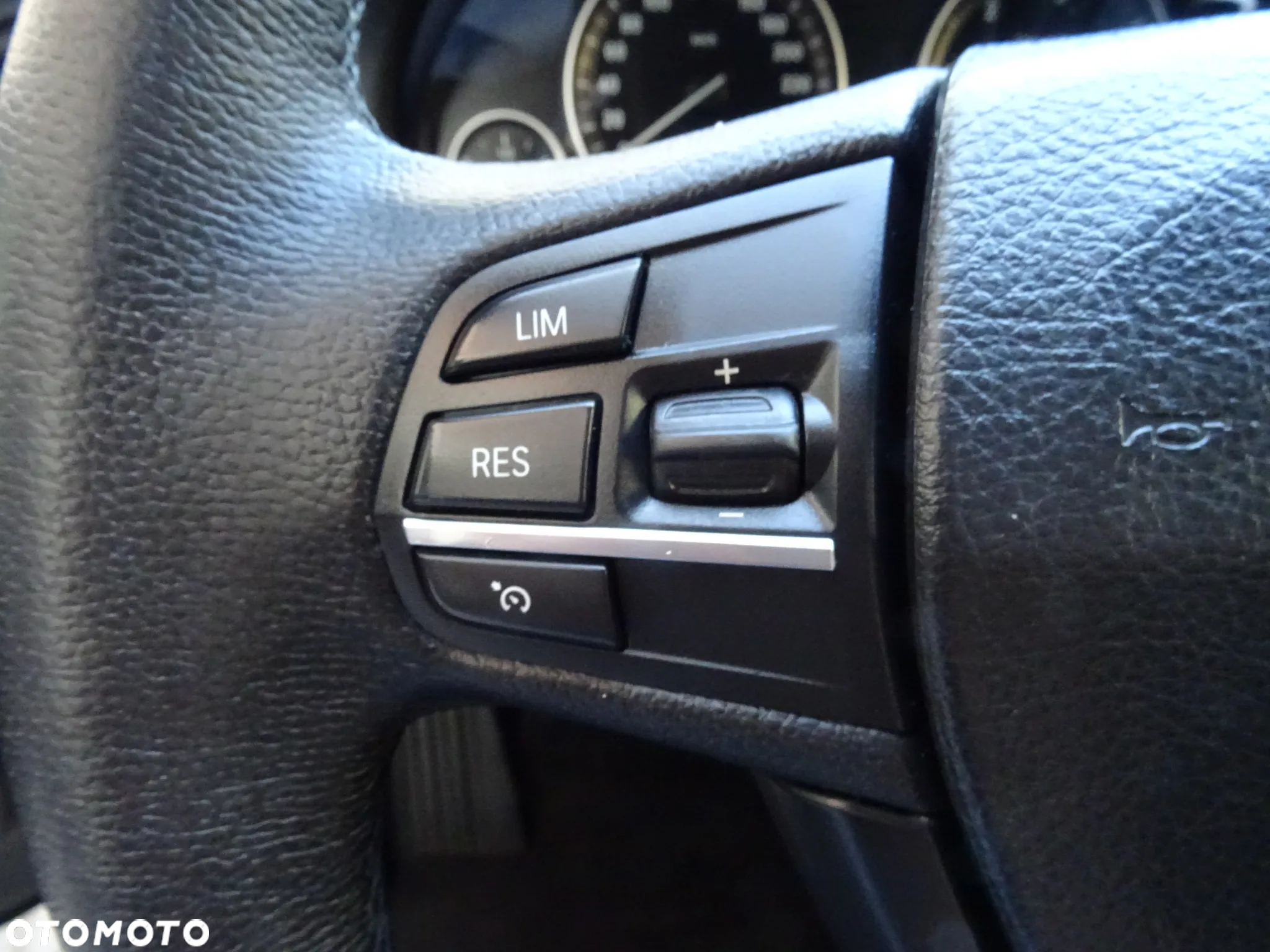 BMW Seria 5 520d - 16