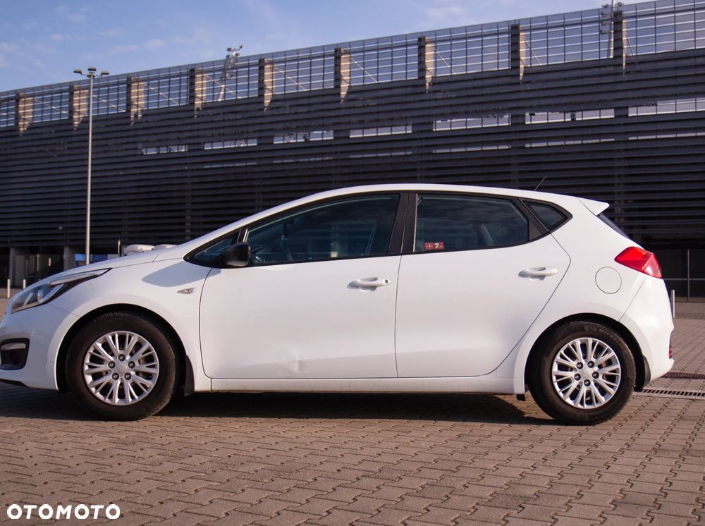 Kia Ceed 1.6 CRDi M - 6