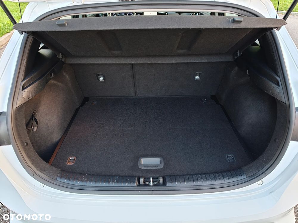 Kia Ceed 1.4 T-GDI L Business Line Plus - 24