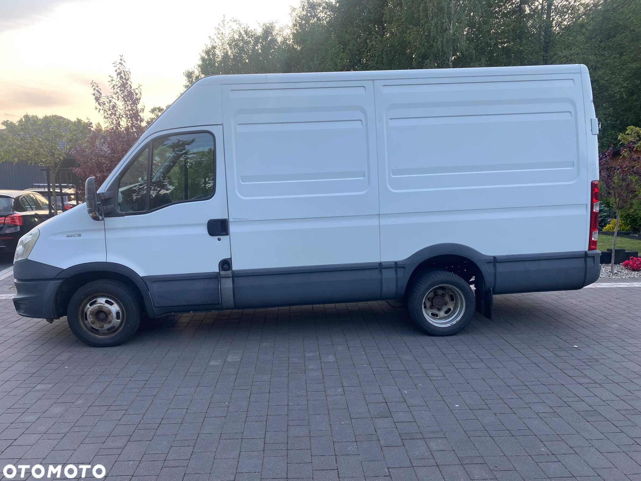 Iveco DAILY 35C13 KLIMA BLIŻNIAKI - 18