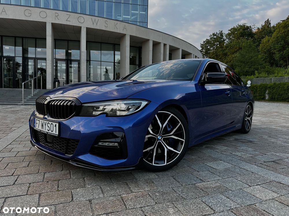 BMW Seria 3 330i M Sport - 1