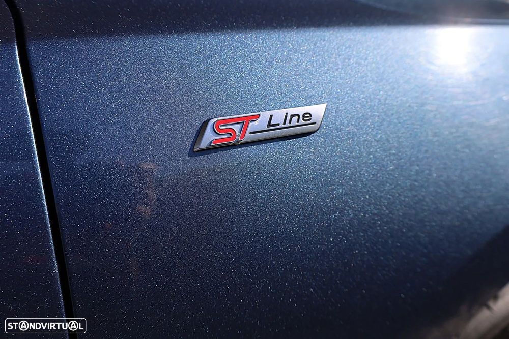 Ford Focus SW 1.0 EcoBoost MHEV ST-Line X - 11