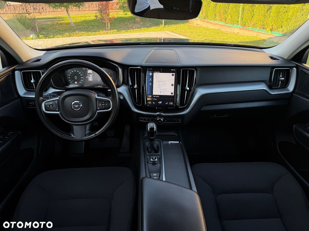 Volvo XC 60 D4 AWD Momentum - 6