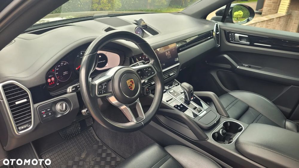 Porsche Cayenne Standard - 16