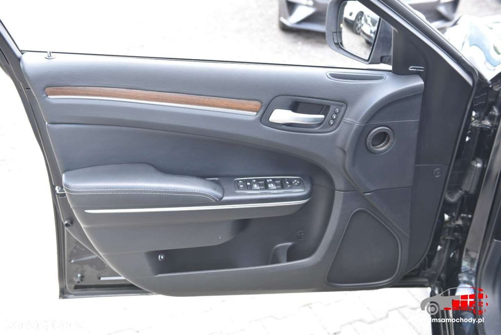 Lancia Thema 3.6 Executive AWD - 15