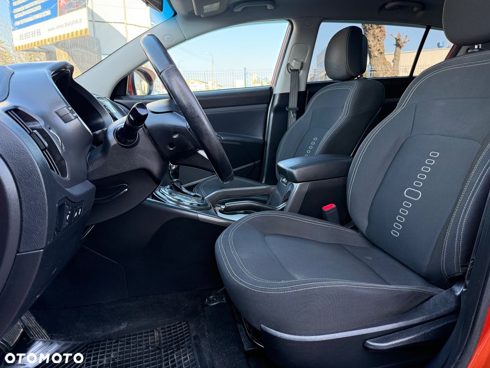 Kia Sportage 2.0 CVVT 4WD Automatik Fifa World Cup Ediition - 32