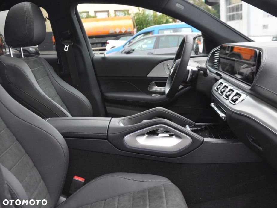 Mercedes-Benz GLE - 9