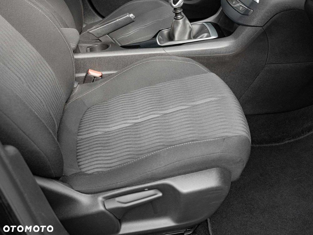 Peugeot 308 1.6 BlueHDi Allure S&S - 29