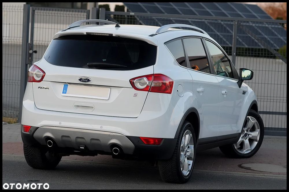Ford Kuga 2.0 TDCi 4x4 Titanium - 3