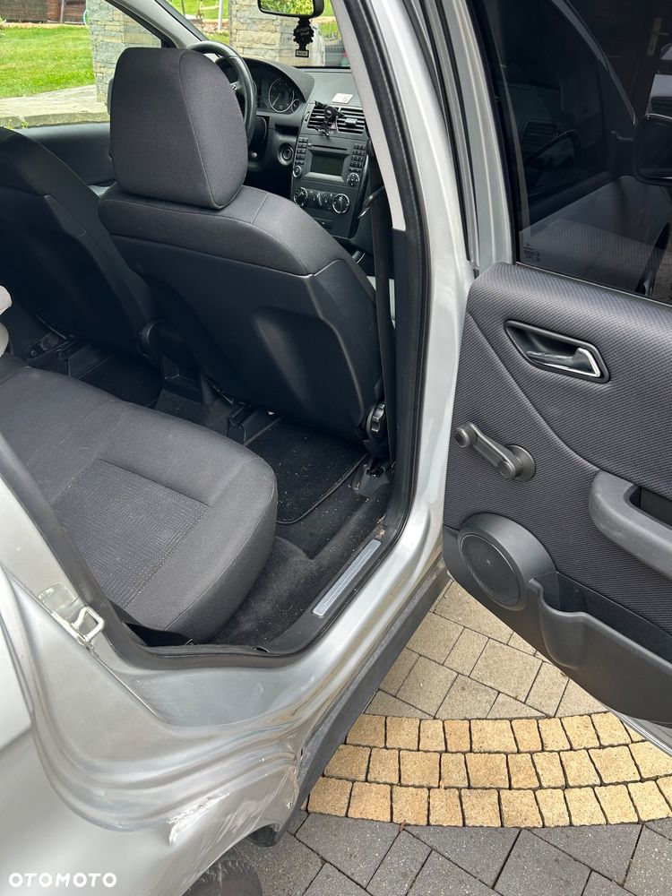 Mercedes-Benz Klasa A 160 BlueEFFICIENCY - 4