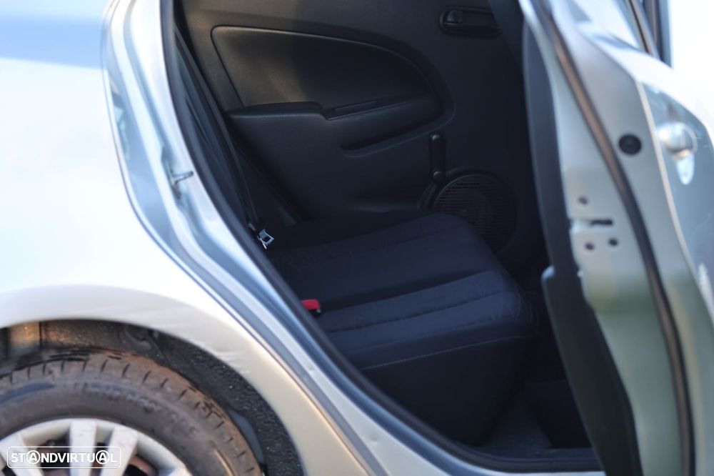 Mazda 2 1.3 MZR Comfort - 12