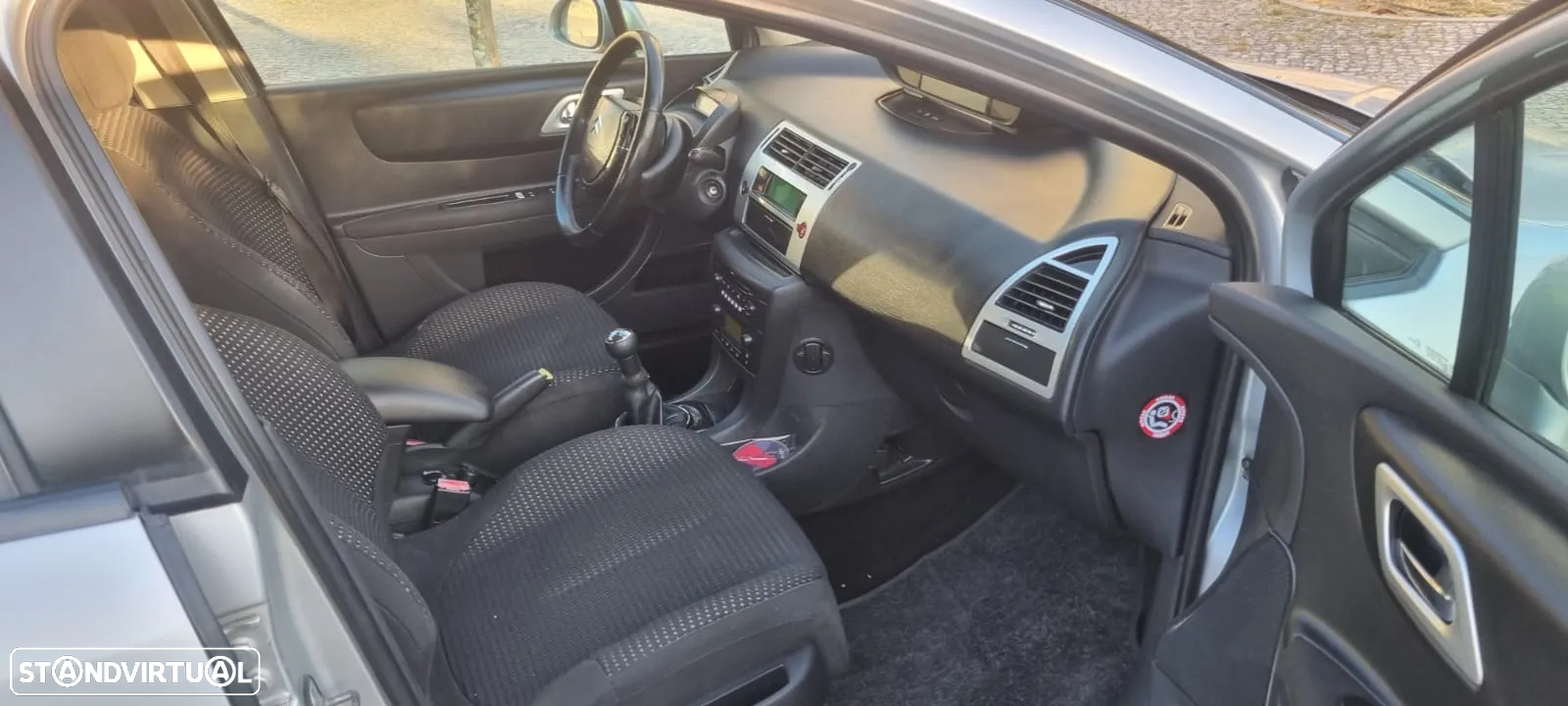 Citroën C4 1.4 16V SX RFM - 9